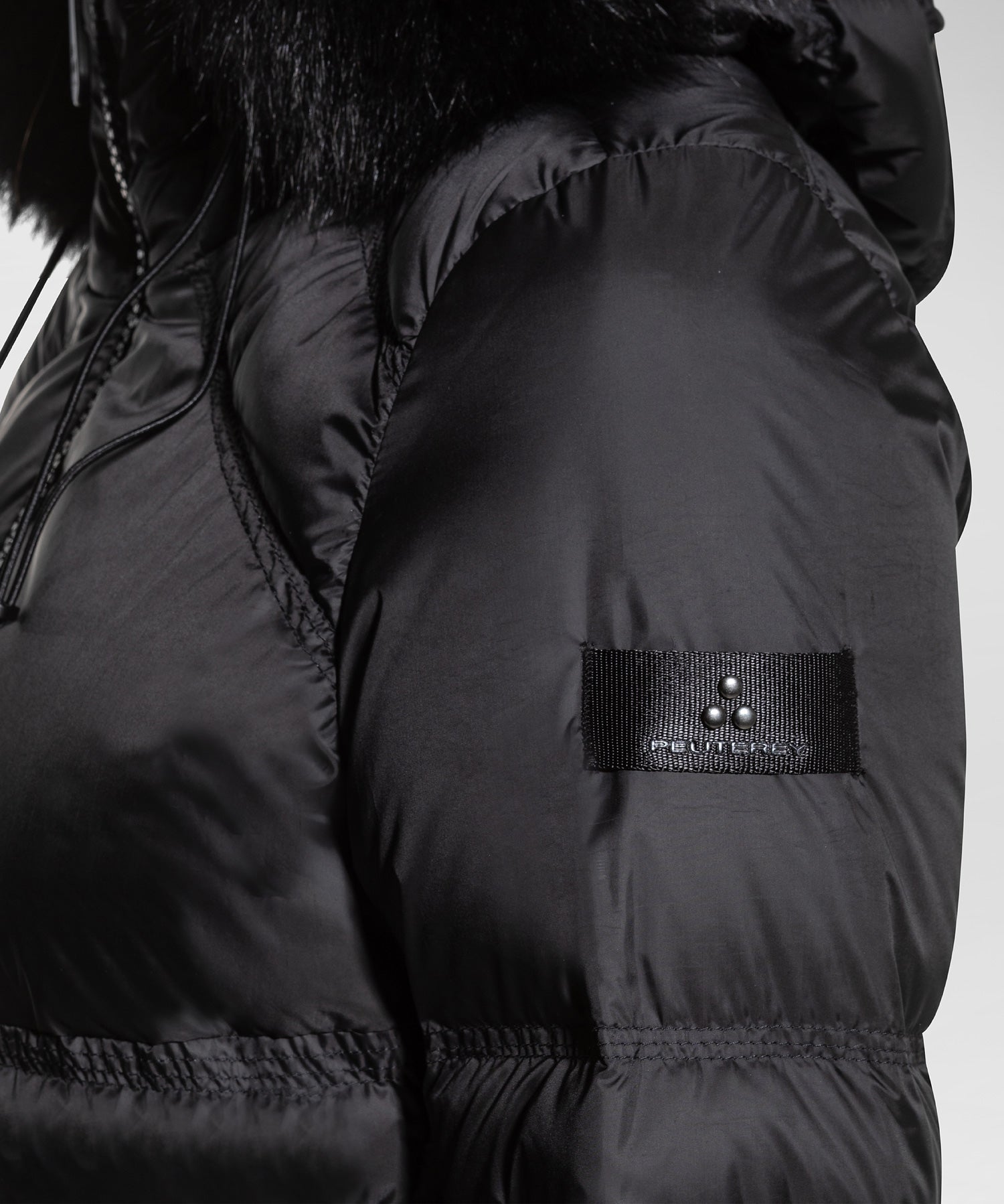 Piumino Superleggero e Slim / Nero - Ideal Moda