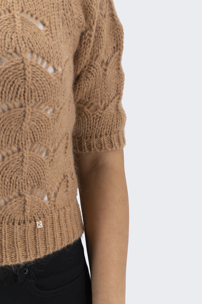 Maglia con Manica Corta / Beige - Ideal Moda