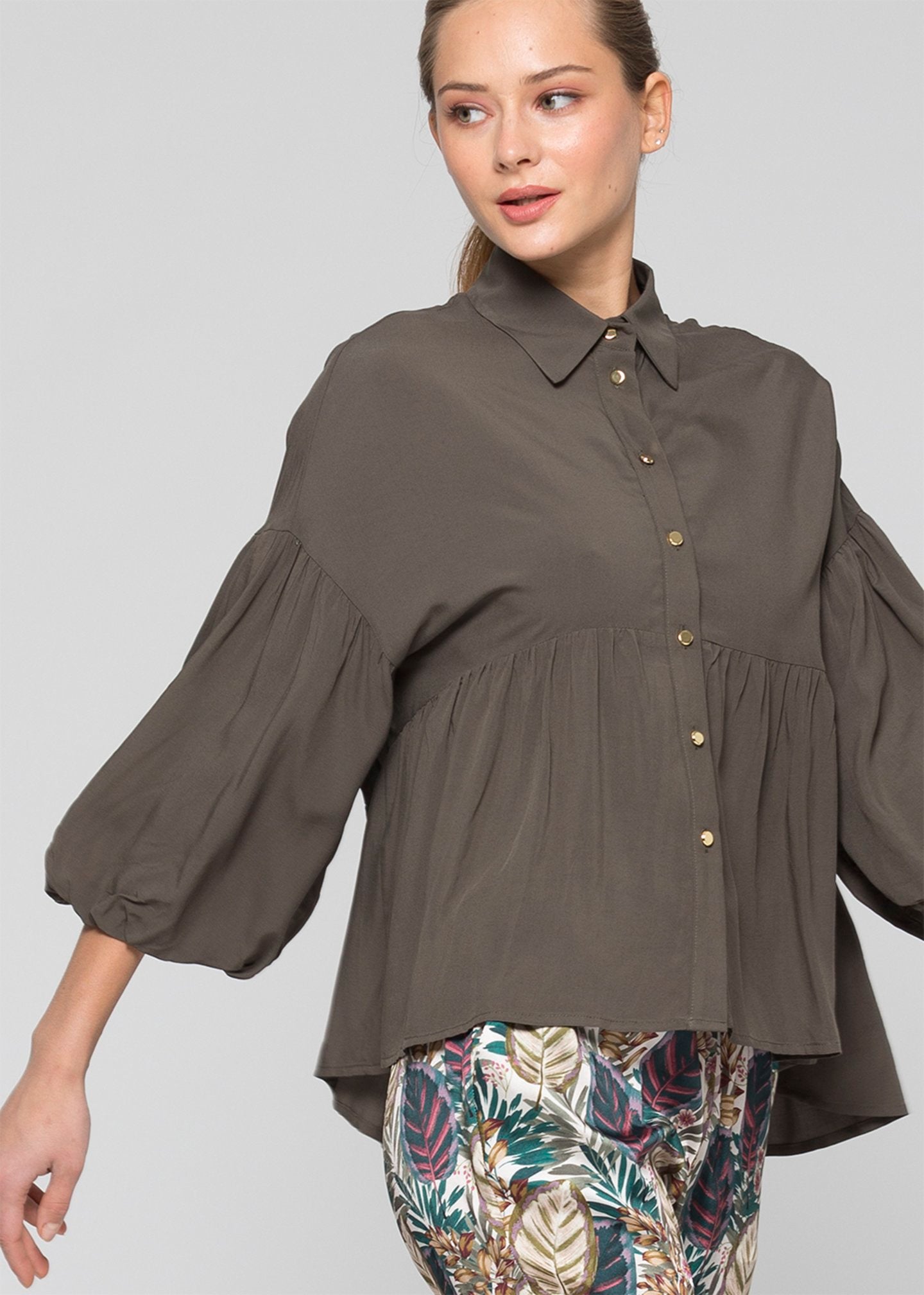 Camicia morbida in viscosa / Verde - Ideal Moda
