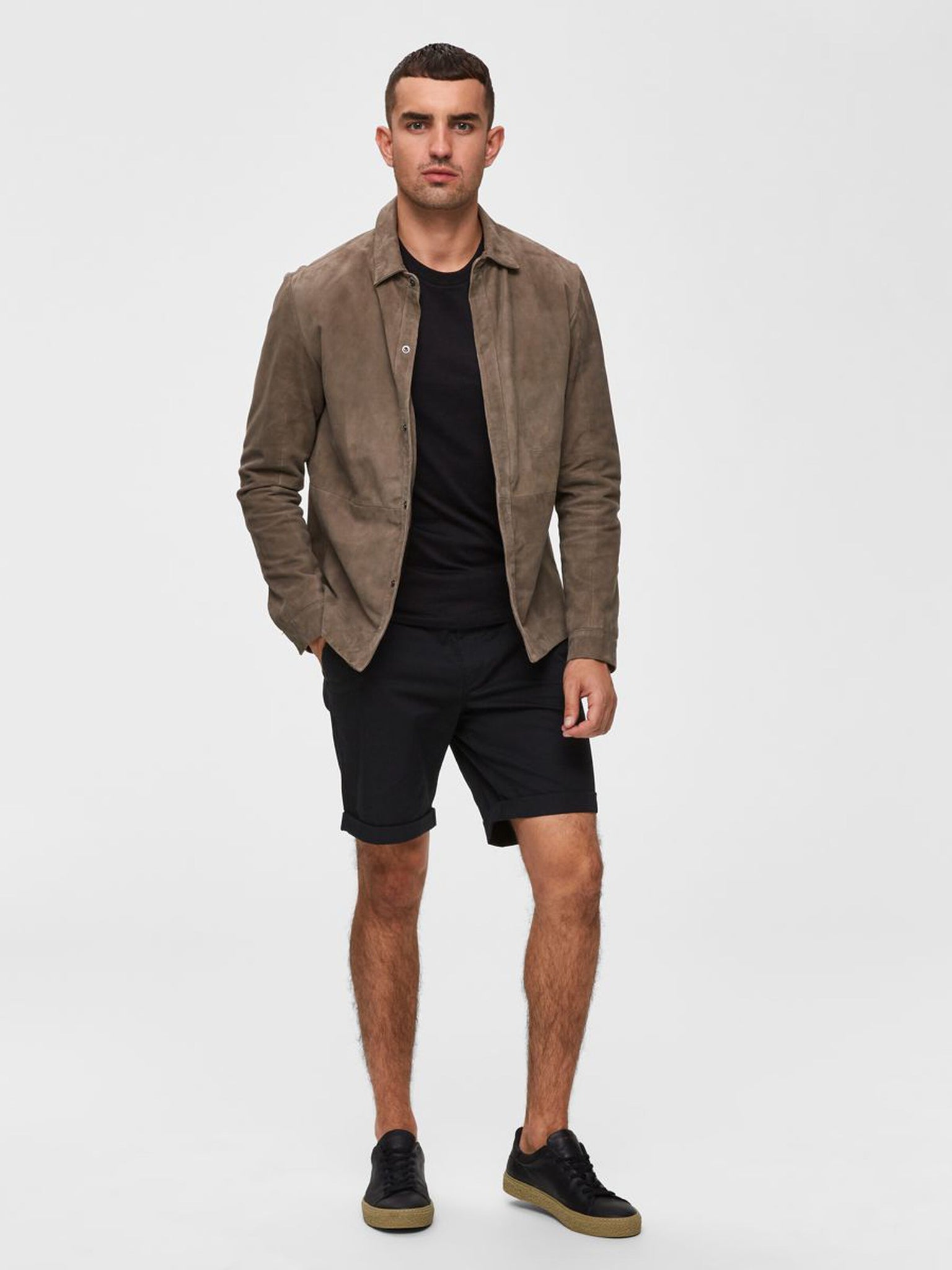 Pantaloncino Regular Fit / Nero - Ideal Moda