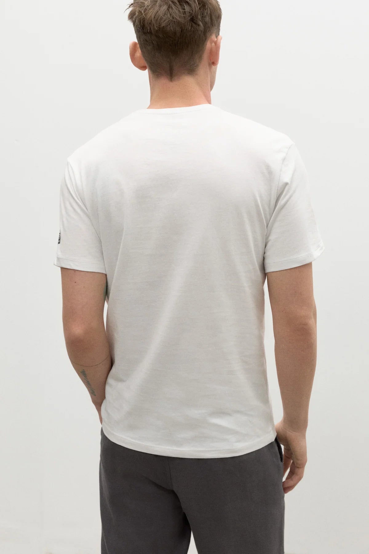 T-Shirt con Logo Ecoalf / Bianco - Ideal Moda