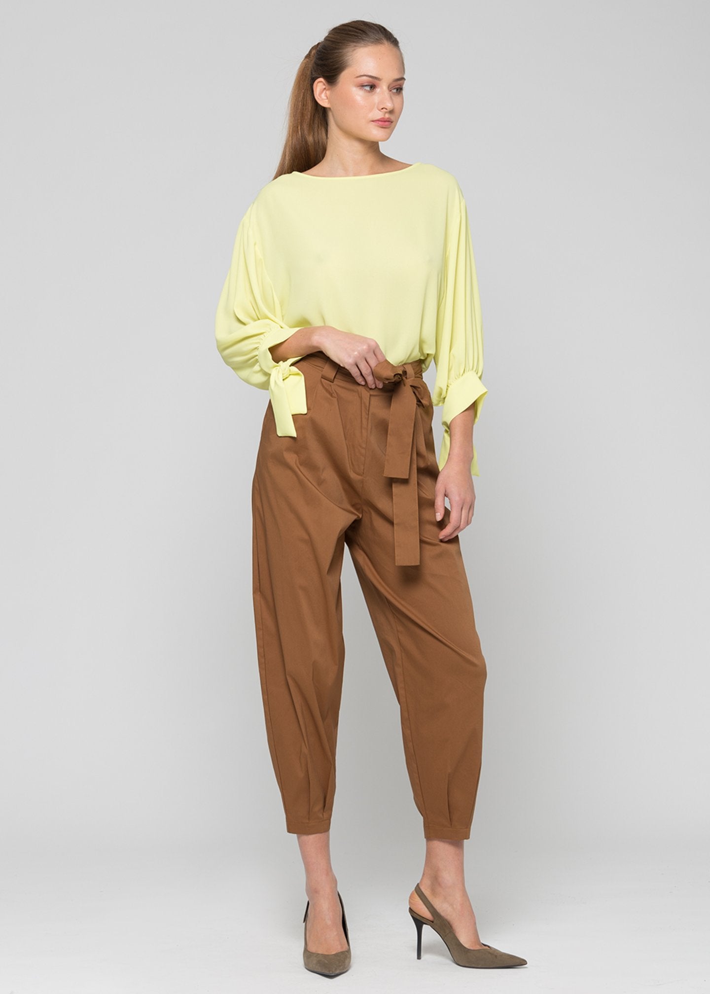 Pantalone baggy in tela paracadute / Marrone - Ideal Moda
