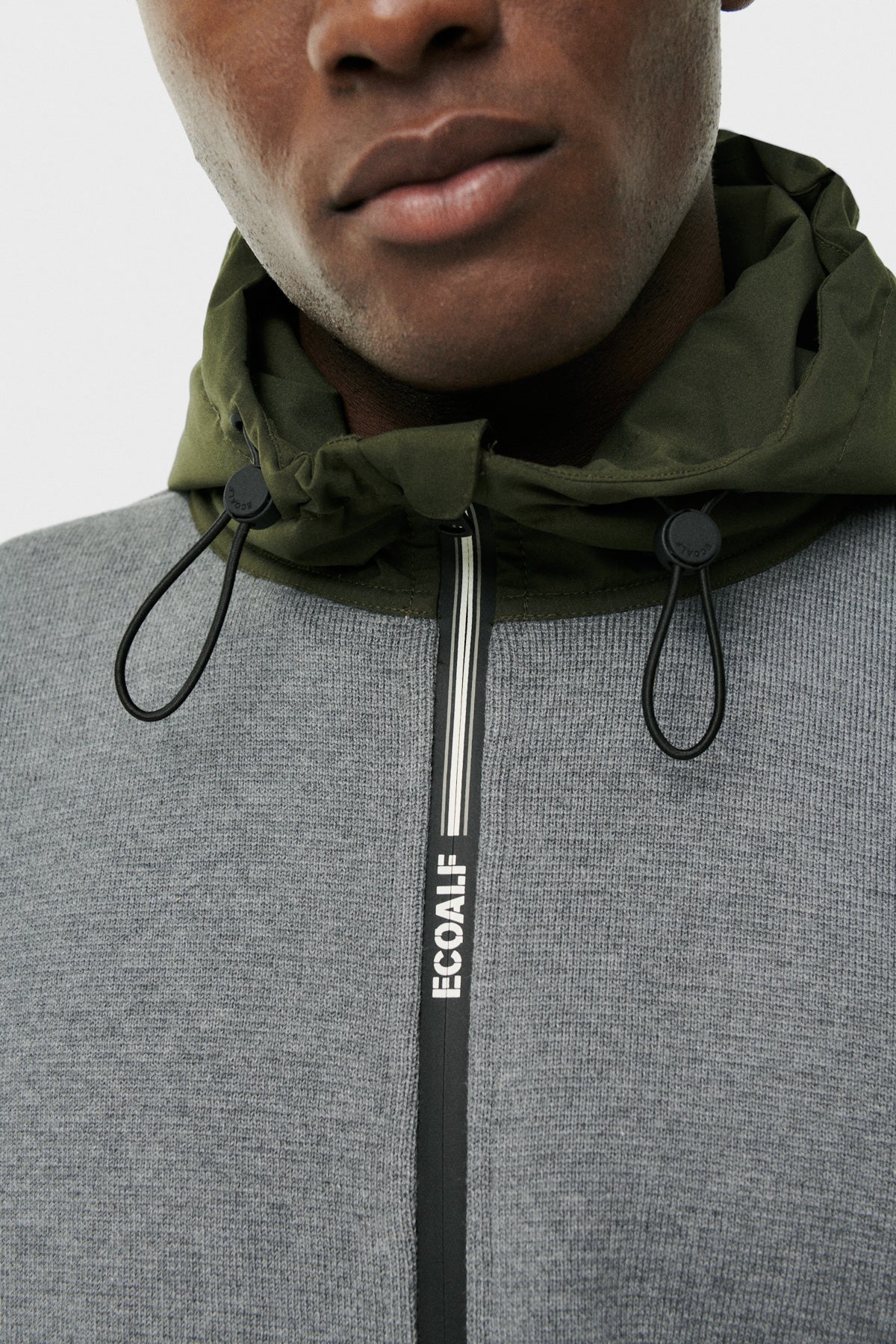 Maglia con Zip e Cappuccio Ecoalf / Grigio - Ideal Moda